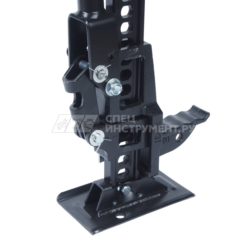 Домкрат ER-13703 реечный 3т 33" (выс. подъема 130-700мм) ЭВРИКА