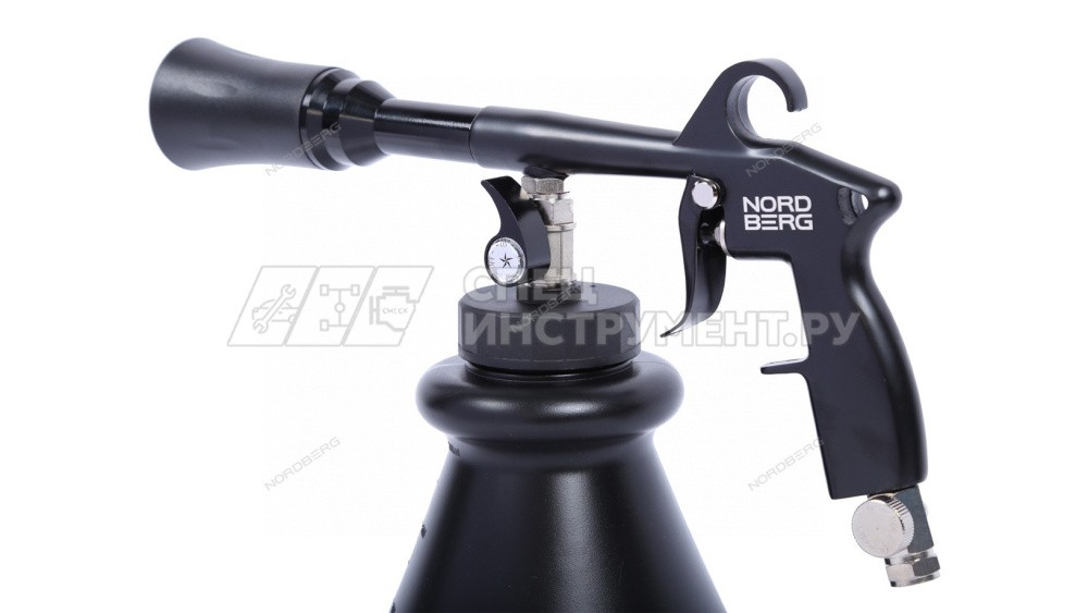 Пистолет моющий с пластиковой вращающейся насадкой