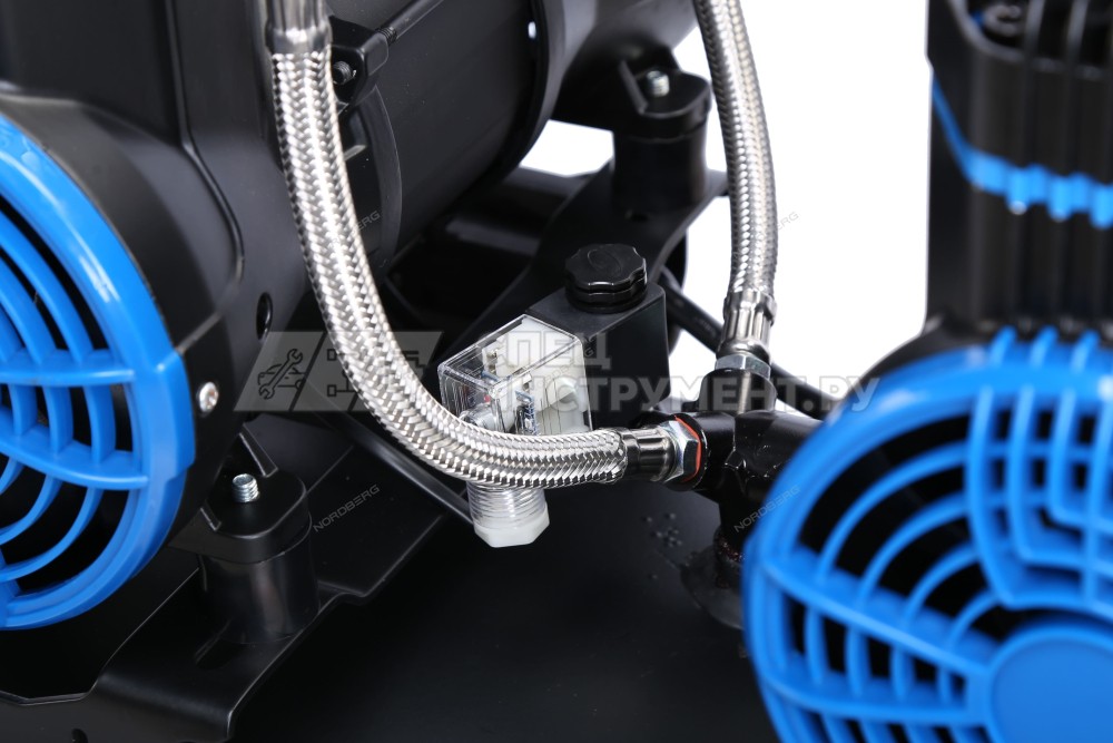 Компрессор безмасляный 380 В, ресивер 160 л, 750 л/мин