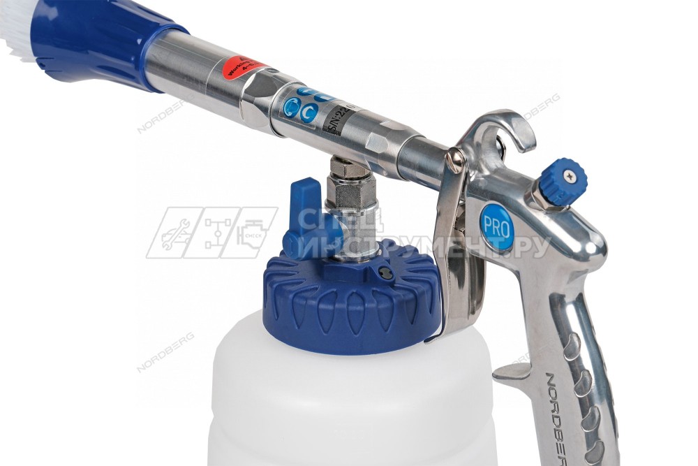 Пистолет моющий с пластиковой вращающейся насадкой