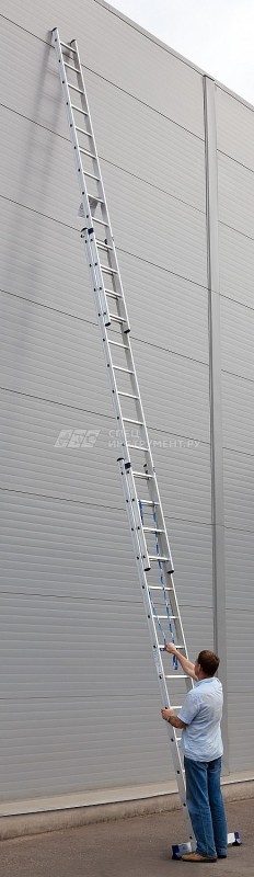 Лестница СИБИН универсальная,трехсекционная со стабилизатором, 13 ступеней
