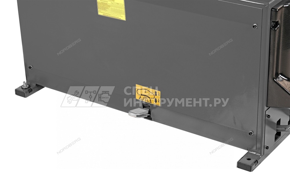 Станок шиномонтажный 380V полуавтомат, 2х скоростн, регулир зажимы 11-24", взрывн подк, серый