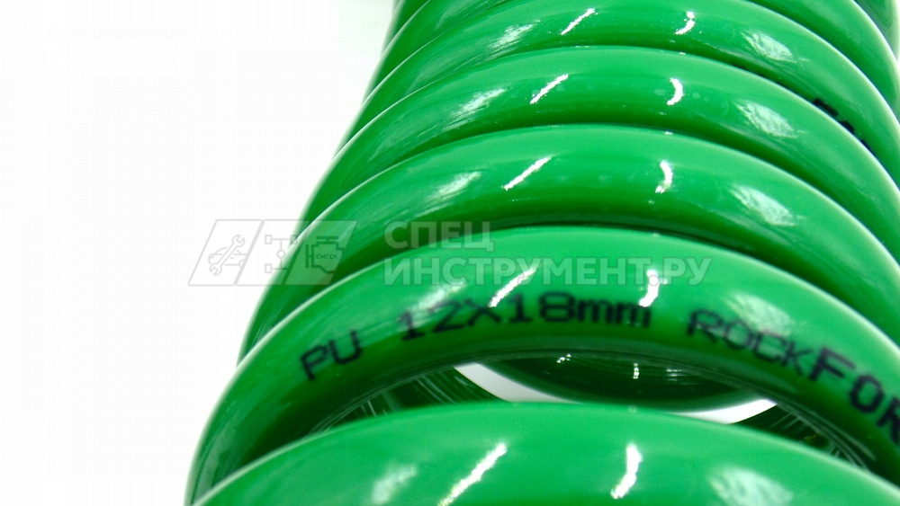 Шланг витой полиуретановый 12мм х 18мм х 20м с резьбовыми наконечниками наруж. резьба 1/2" (латунь, максимальное давление - 15bar, рабочая температура