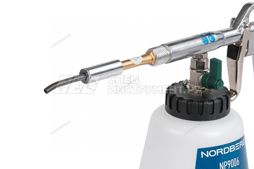 Пистолет моющий с металлической вращающейся насадкой